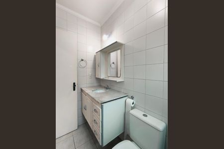 Banheiro da Suíte de casa de condomínio para alugar com 3 quartos, 157m² em Jardim Shangai, Jundiaí