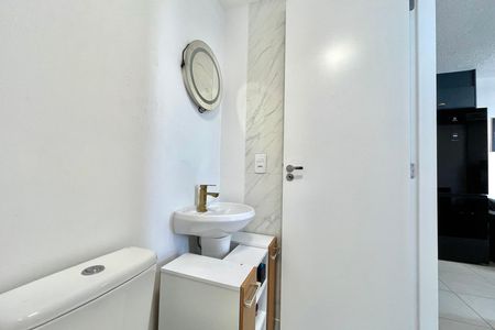 Apartamento para alugar com 35m², 2 quartos e sem vaga Apartamento para alugar com 35m², 2 quartos e sem vagaBanheiro