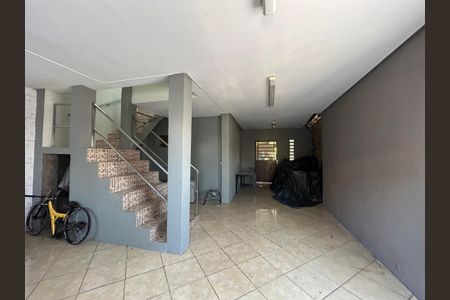 Casa para alugar com 400m², 2 quartos e 4 vagas