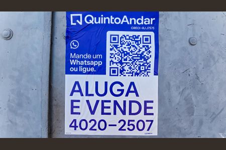 Casa para alugar com 81m², 2 quartos e 1 vaga Casa para alugar com 81m², 2 quartos e 1 vagaFachada com placa