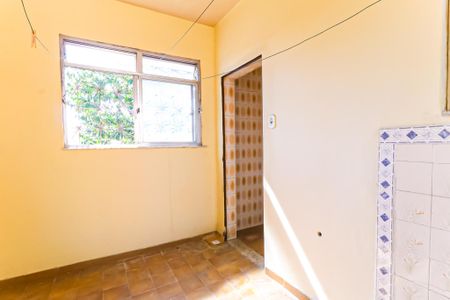 Casa para alugar com 81m², 2 quartos e 1 vaga Casa para alugar com 81m², 2 quartos e 1 vagaÁrea de Serviço