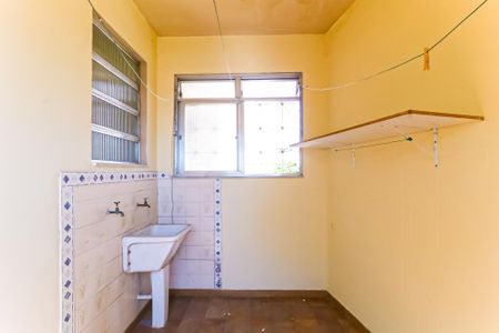 Casa para alugar com 81m², 2 quartos e 1 vaga Casa para alugar com 81m², 2 quartos e 1 vagaÁrea de Serviço