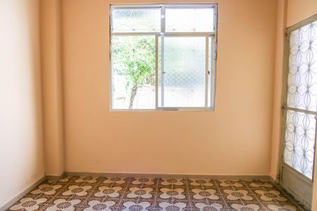 Sala de casa de condomínio para alugar com 2 quartos, 75m² em Encantado, Rio de Janeiro