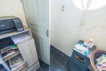 Casa à venda com 360m², 3 quartos e 2 vagas Casa à venda com 360m², 3 quartos e 2 vagassuite