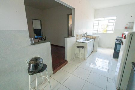 Casa à venda com 360m², 3 quartos e 2 vagas Casa à venda com 360m², 3 quartos e 2 vagascozinha