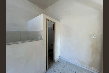 Sala de casa para alugar com 1 quarto, 20m² em Encantado, Rio de Janeiro