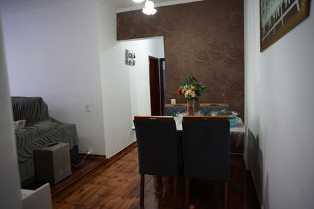 Apartamento à venda com 56m², 2 quartos e sem vagaSala