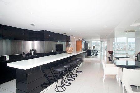 Apartamento para alugar com 52m², 1 quarto e 1 vagaÁrea Comum - Salão de Festas