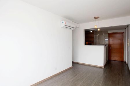 Sala de apartamento para alugar com 1 quarto, 52m² em Centro Histórico, Porto Alegre