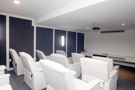Apartamento para alugar com 52m², 1 quarto e 1 vagaÁrea Comum - Sala de Cinema