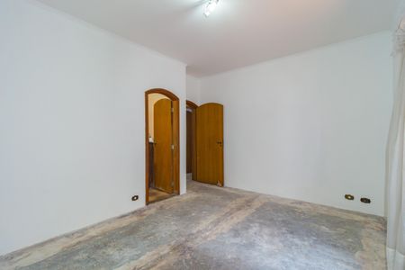 Casa à venda com 280m², 4 quartos e 3 vagasSuíte 2