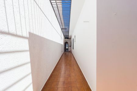 Casa à venda com 280m², 4 quartos e 3 vagasCorredor