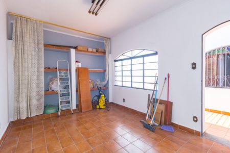 Casa à venda com 280m², 4 quartos e 3 vagasDepósito - Área de Serviço