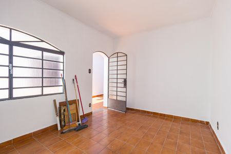 Casa à venda com 280m², 4 quartos e 3 vagasDepósito - Área de Serviço