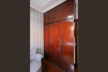 Casa à venda com 360m², 3 quartos e 3 vagasCasa 1 - Quarto 1