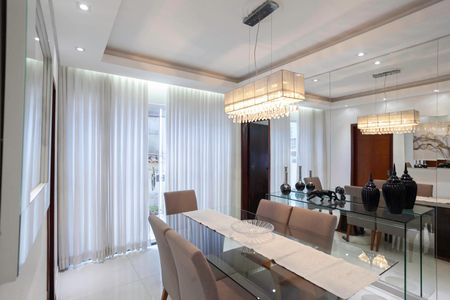 Casa à venda com 360m², 3 quartos e 3 vagasCasa 1 - Sala de jantar