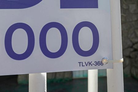 Casa à venda com 360m², 3 quartos e 3 vagasFachada