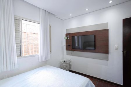 Casa à venda com 360m², 3 quartos e 3 vagasCasa 1 - Quarto 2