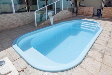 Casa à venda com 360m², 3 quartos e 3 vagasPiscina