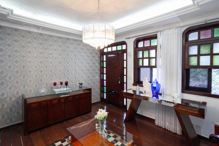 Casa à venda com 360m², 3 quartos e 3 vagasCasa 1 - Sala