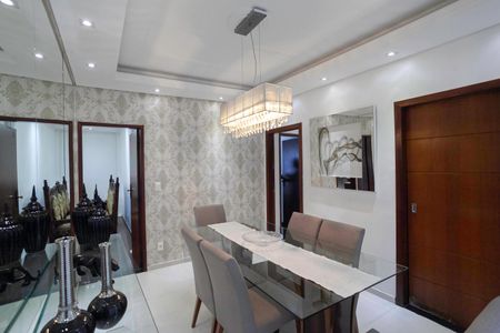 Casa à venda com 360m², 3 quartos e 3 vagasCasa 1 - Sala de jantar