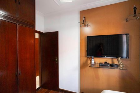 Casa à venda com 360m², 3 quartos e 3 vagasCasa 1 - Quarto 1