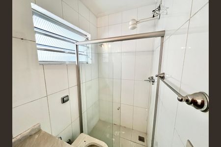 Casa à venda com 178m², 4 quartos e 1 vaga Casa à venda com 178m², 4 quartos e 1 vagaBanheiro