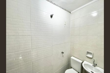 Casa à venda com 178m², 4 quartos e 1 vaga Casa à venda com 178m², 4 quartos e 1 vagaBanheiro de serviço