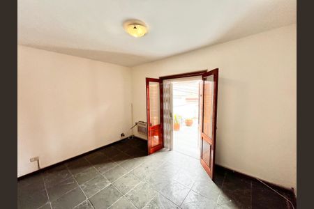 Casa à venda com 178m², 4 quartos e 1 vaga Casa à venda com 178m², 4 quartos e 1 vagaQuarto Suíte 1