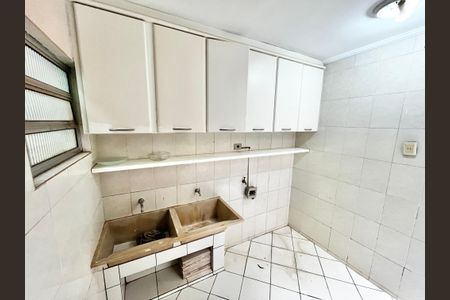 Casa à venda com 178m², 4 quartos e 1 vaga Casa à venda com 178m², 4 quartos e 1 vagaÁrea de Serviço