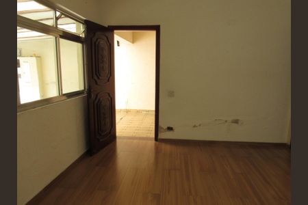 Sala de casa para alugar com 3 quartos, 150m² em Pestana, Osasco