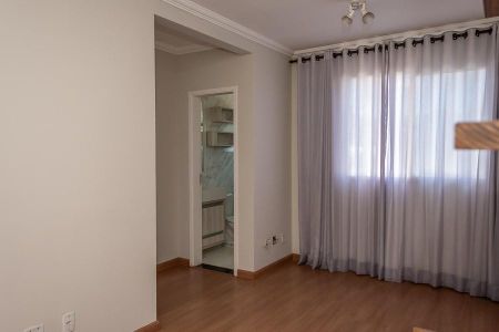 Apartamento para alugar com 55m², 2 quartos e 1 vagaSala