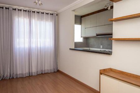Sala de apartamento para alugar com 2 quartos, 55m² em Chácara Letônia, Americana