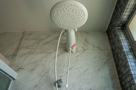 Apartamento para alugar com 55m², 2 quartos e 1 vagaDetalhe banheiro Social-Chuveiro