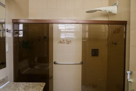 Apartamento à venda com 130m², 2 quartos e sem vagaBanheiro