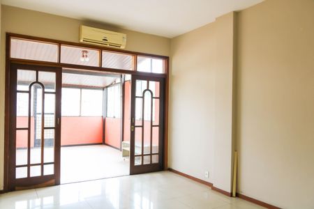 Sala de apartamento à venda com 2 quartos, 130m² em Méier, Rio de Janeiro