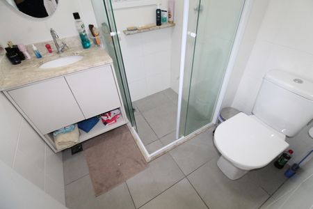 Banheiro de apartamento para alugar com 2 quartos, 79m² em Parque Industrial, São José dos Campos