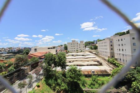 Apartamento para alugar com 61m², 2 quartos e 1 vaga Apartamento para alugar com 61m², 2 quartos e 1 vagaVista da Cozinha e Área de Serviço