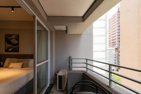 Studio para alugar com 24m², 1 quarto e sem vaga Studio para alugar com 24m², 1 quarto e sem vagaVaranda