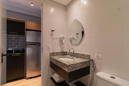 Studio para alugar com 24m², 1 quarto e sem vaga Studio para alugar com 24m², 1 quarto e sem vagaBanheiro