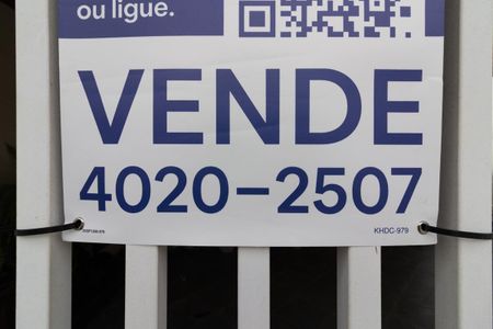 Casa à venda com 300m², 3 quartos e 2 vagasPlaquinha