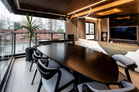 Apartamento à venda com 111m², 3 quartos e 2 vagasVaranda