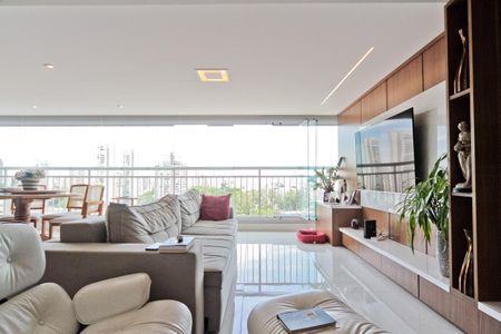 Sala de apartamento à venda com 3 quartos, 125m² em Santa Teresinha, São Paulo