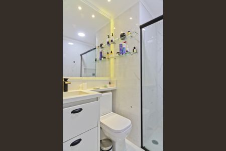 Apartamento à venda com 125m², 3 quartos e 2 vagas Apartamento à venda com 125m², 3 quartos e 2 vagasBanheiro da Suíte