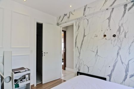 Apartamento à venda com 125m², 3 quartos e 2 vagas Apartamento à venda com 125m², 3 quartos e 2 vagasSuíte