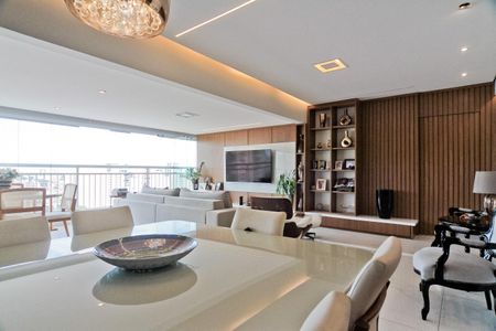 Apartamento à venda com 125m², 3 quartos e 2 vagas Apartamento à venda com 125m², 3 quartos e 2 vagasSala