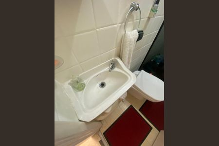 Apartamento à venda com 106m², 3 quartos e 2 vagas Apartamento à venda com 106m², 3 quartos e 2 vagasBanheiro 2