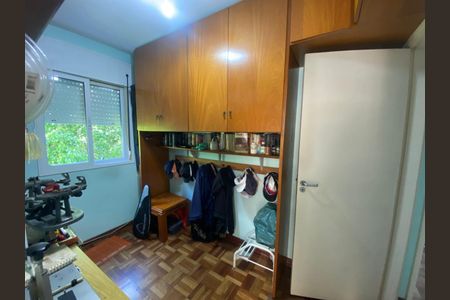 Apartamento à venda com 106m², 3 quartos e 2 vagas Apartamento à venda com 106m², 3 quartos e 2 vagasEscritório