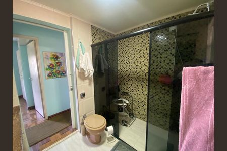 Apartamento à venda com 106m², 3 quartos e 2 vagas Apartamento à venda com 106m², 3 quartos e 2 vagasBanheiro 1