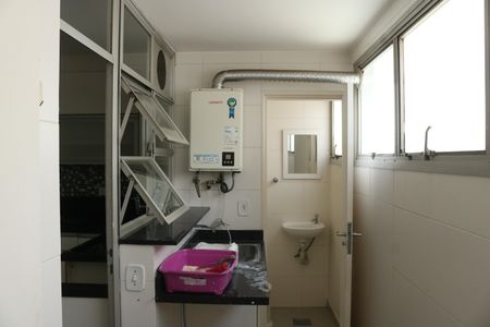 Apartamento para alugar com 110m², 2 quartos e 1 vagaÁrea de Serviço